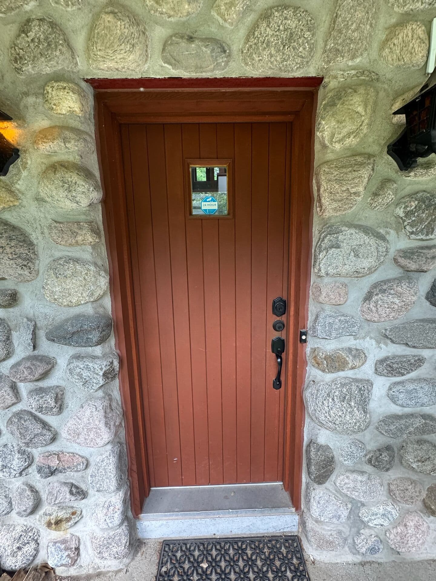 Porte d'entrée — avant