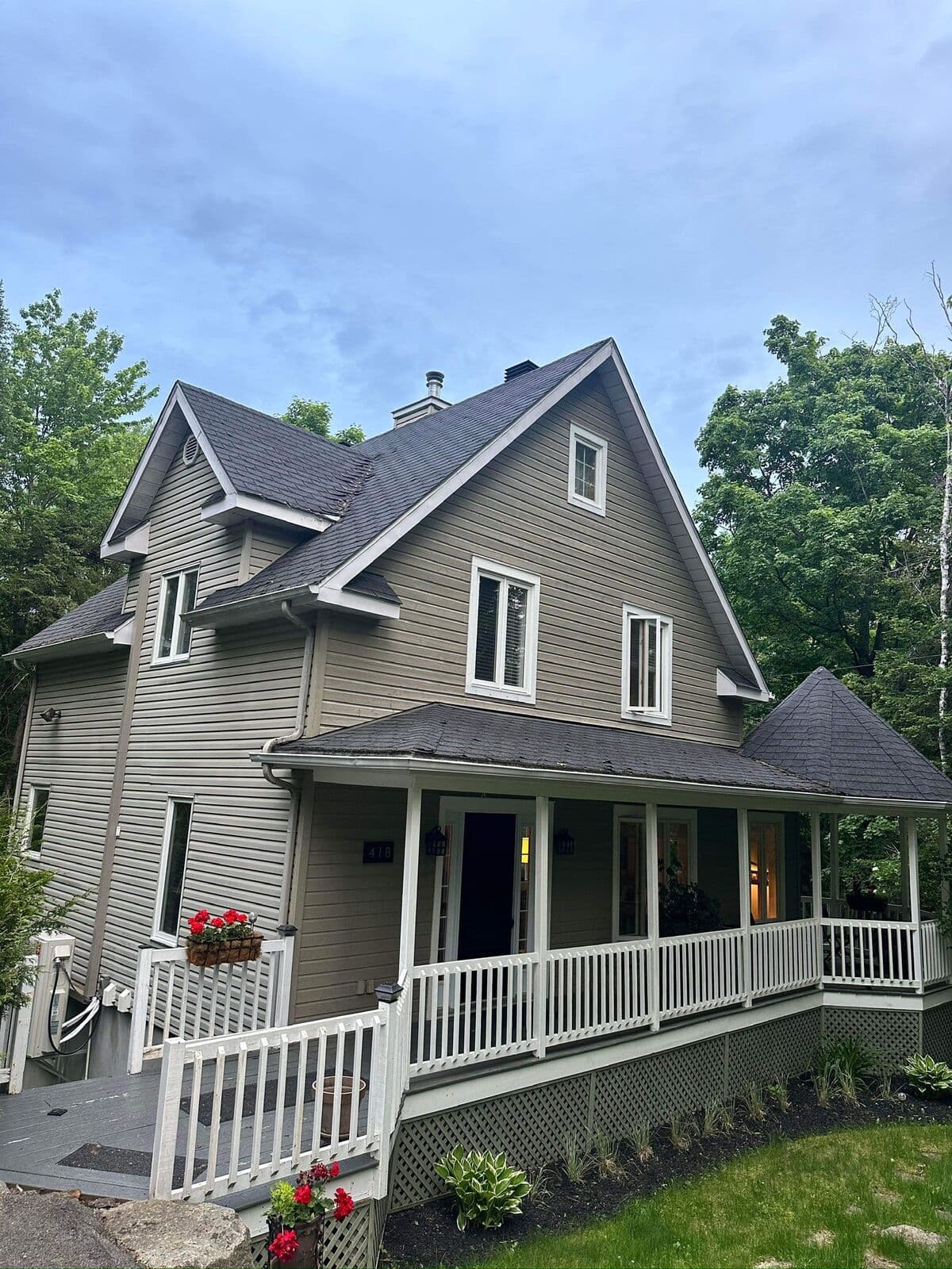 Remplacement de toiture — maison — avant